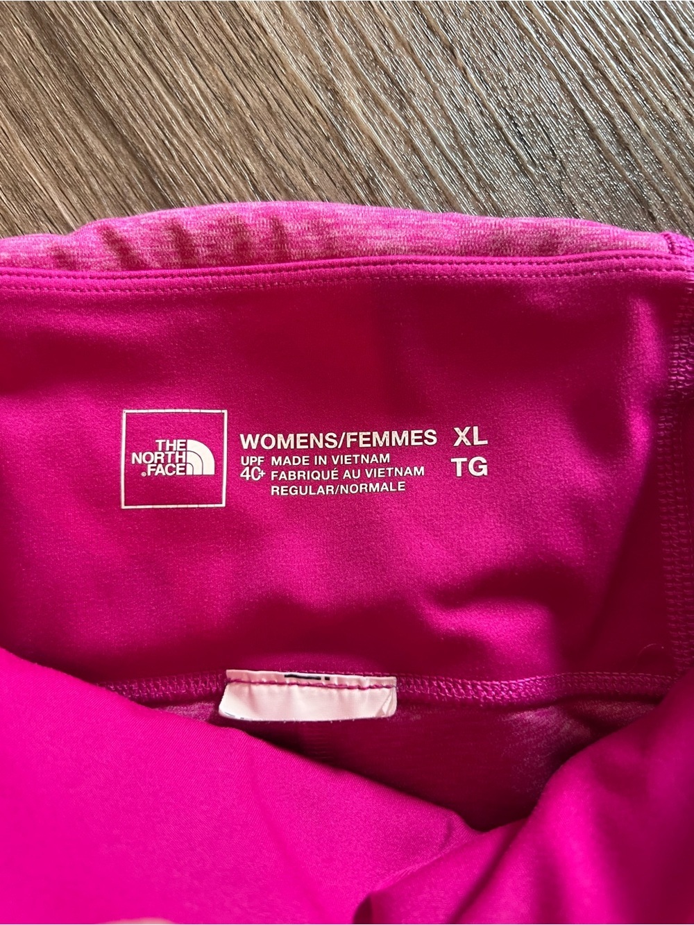 The North Face Bright Pink Active Leggings - Picture 2 of 4